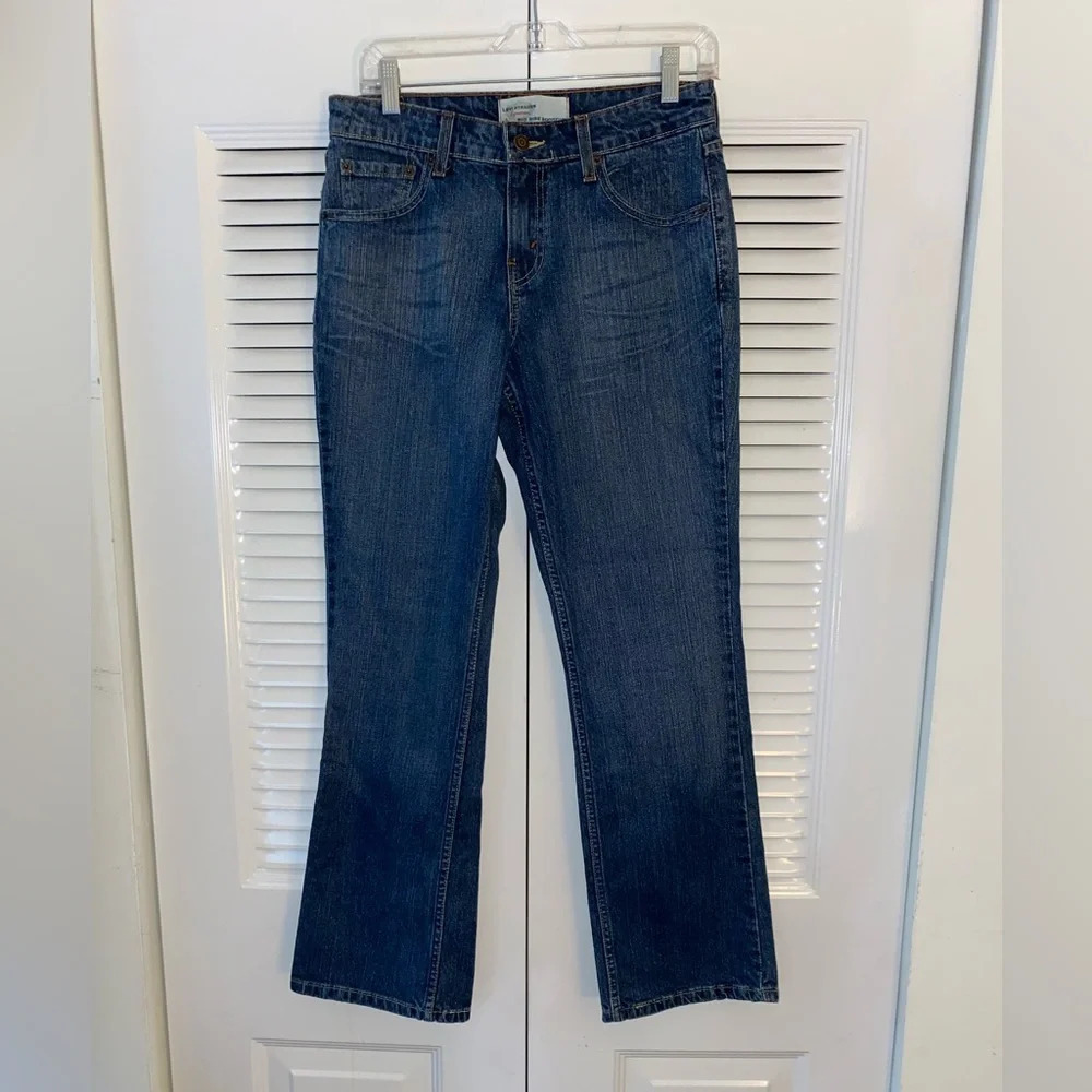 Signature by Levi Stauss mid rise bootcut missy denim jeans